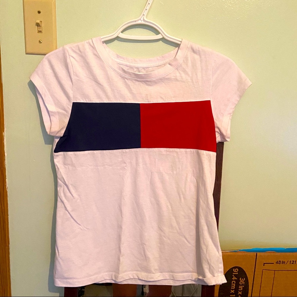Youth Girls XL(16)Tommy Hilfiger tee